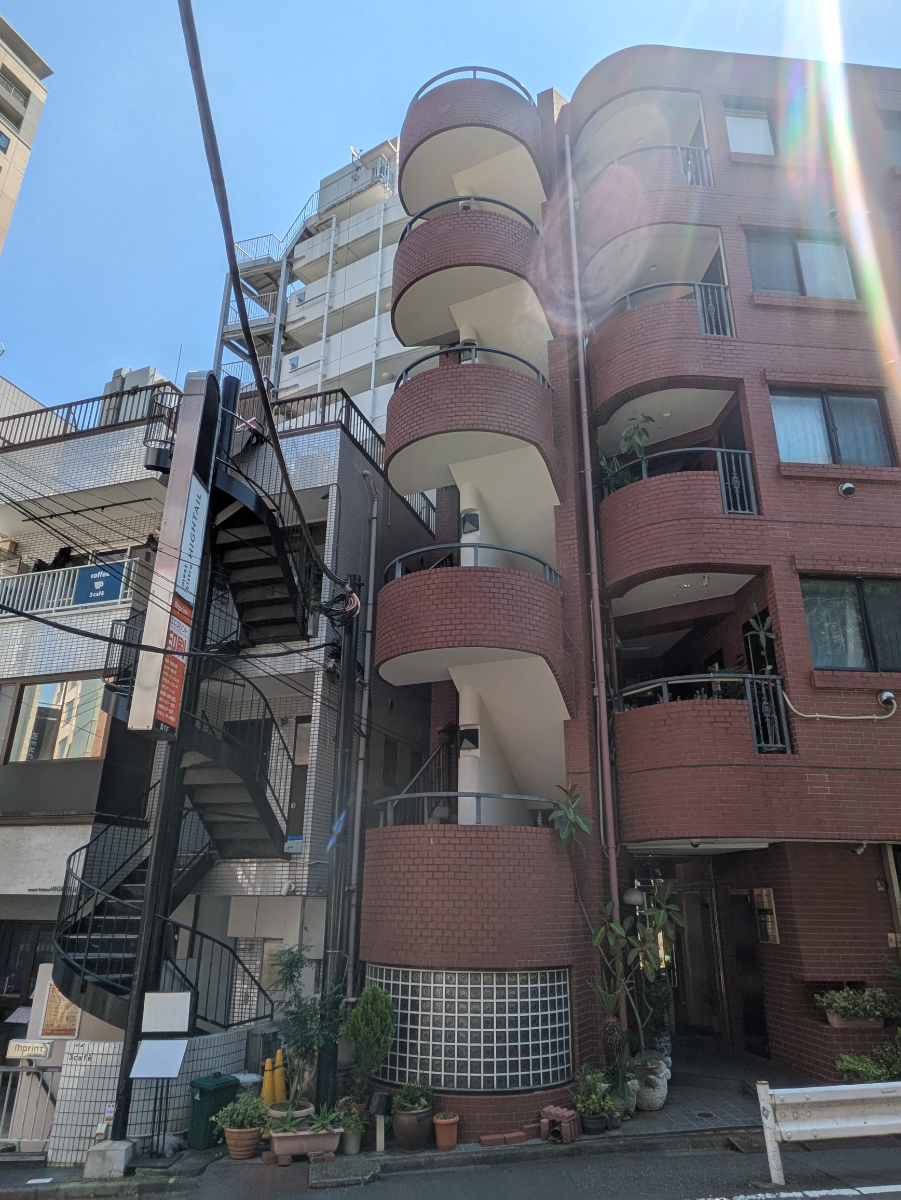 v20250927150705/fresh/building/J00100405773_8