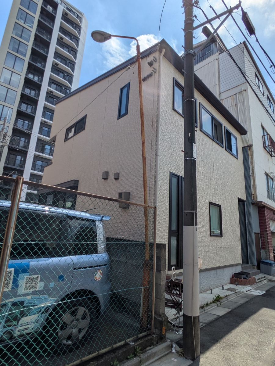v20250927150705/fresh/building/J00100418213_5