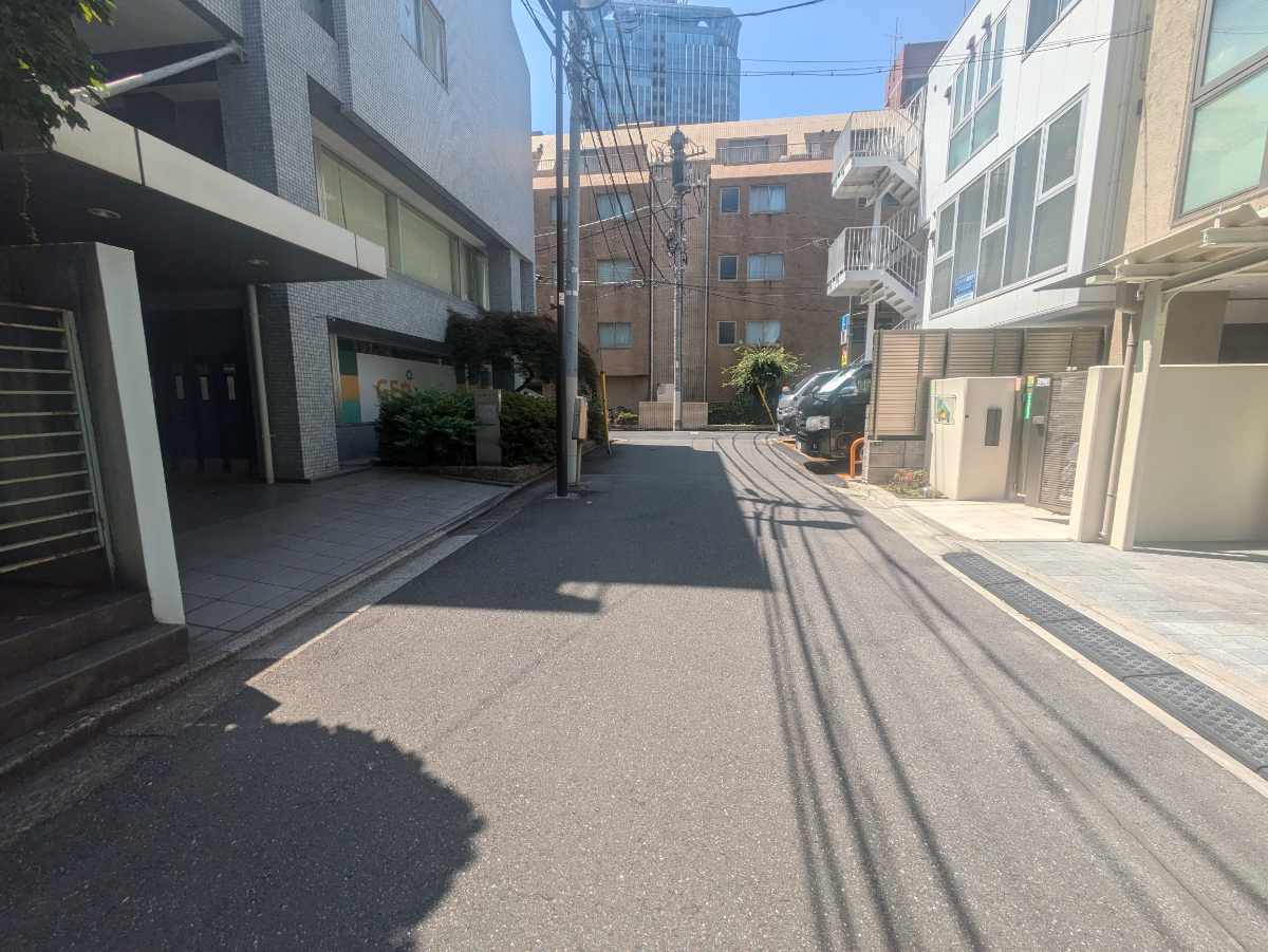 v20250927150706/fresh/building/J00100384415_14