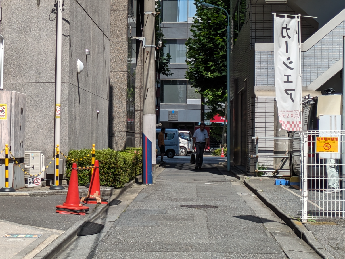 v20250927150706/fresh/building/J00100389511_22