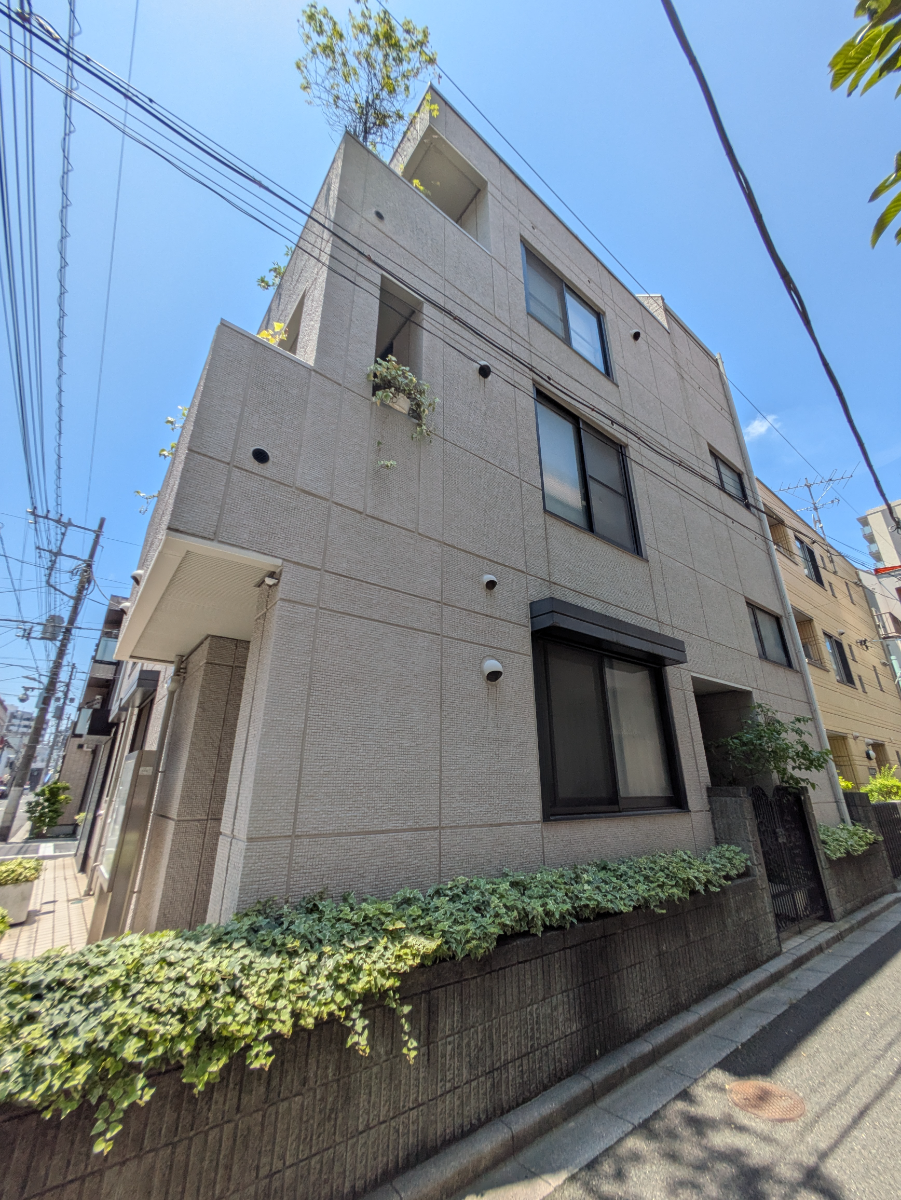 v20250927150706/fresh/building/J00100393714_9