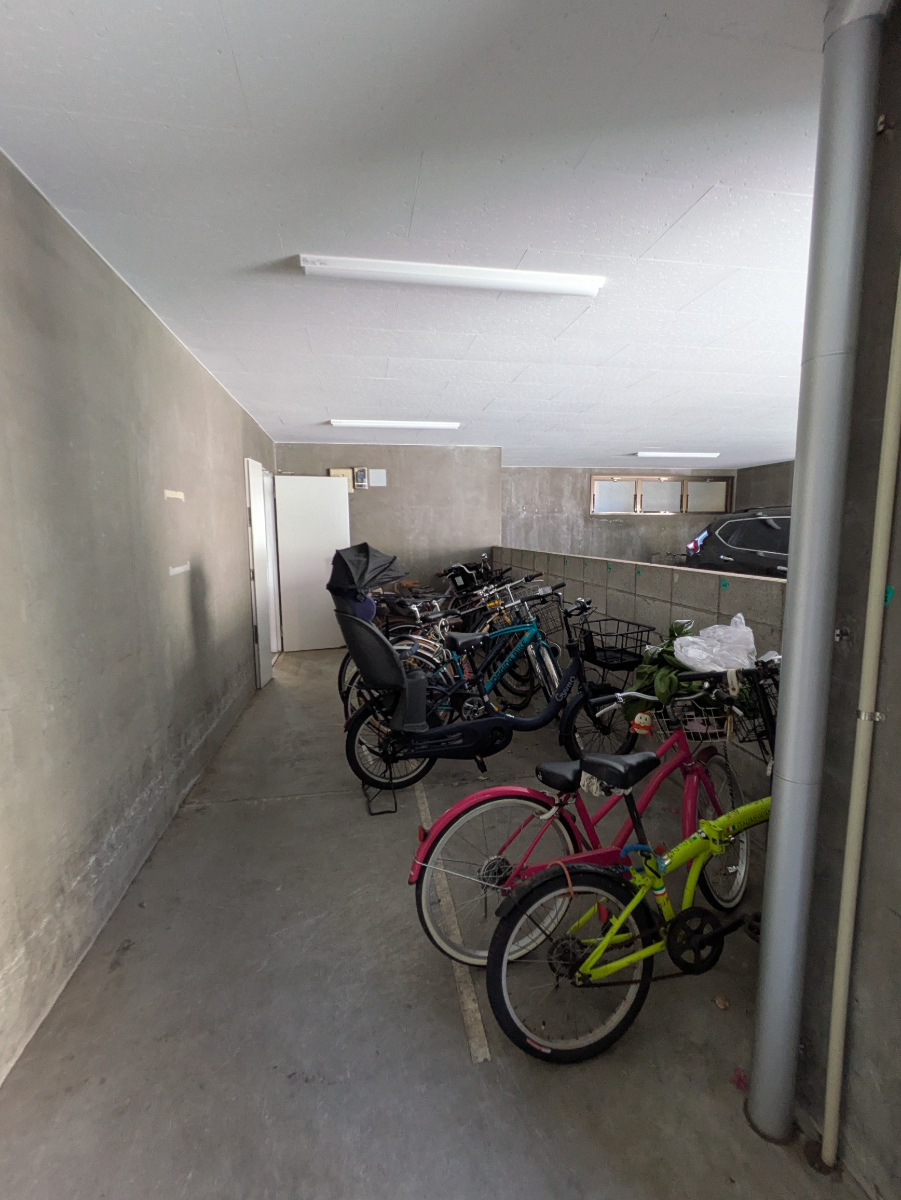 v20250929150708/fresh/building/J00100365228_14