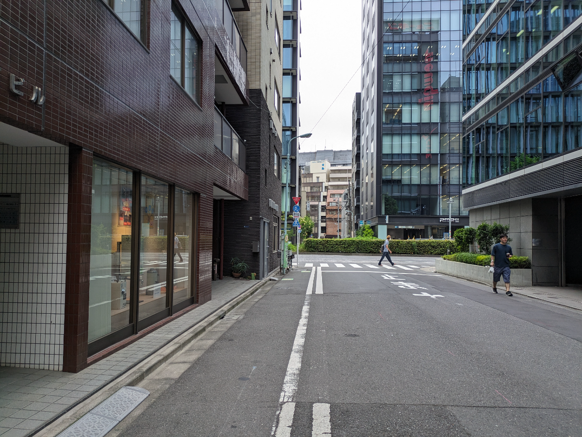v20250929150708/fresh/building/J00100383828_2