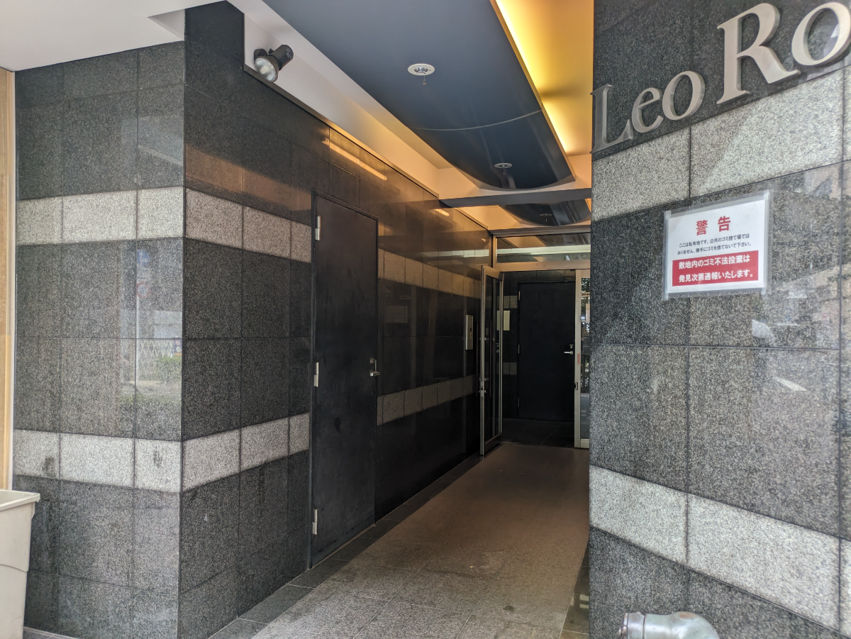 v20250929150708/fresh/building/J00100383922_3