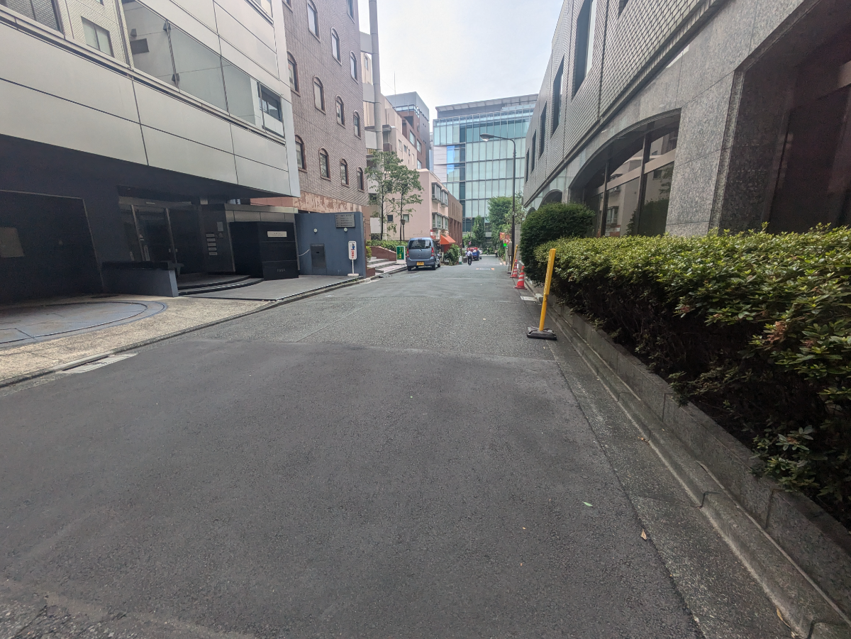 v20250929150708/fresh/building/J00100384044_10