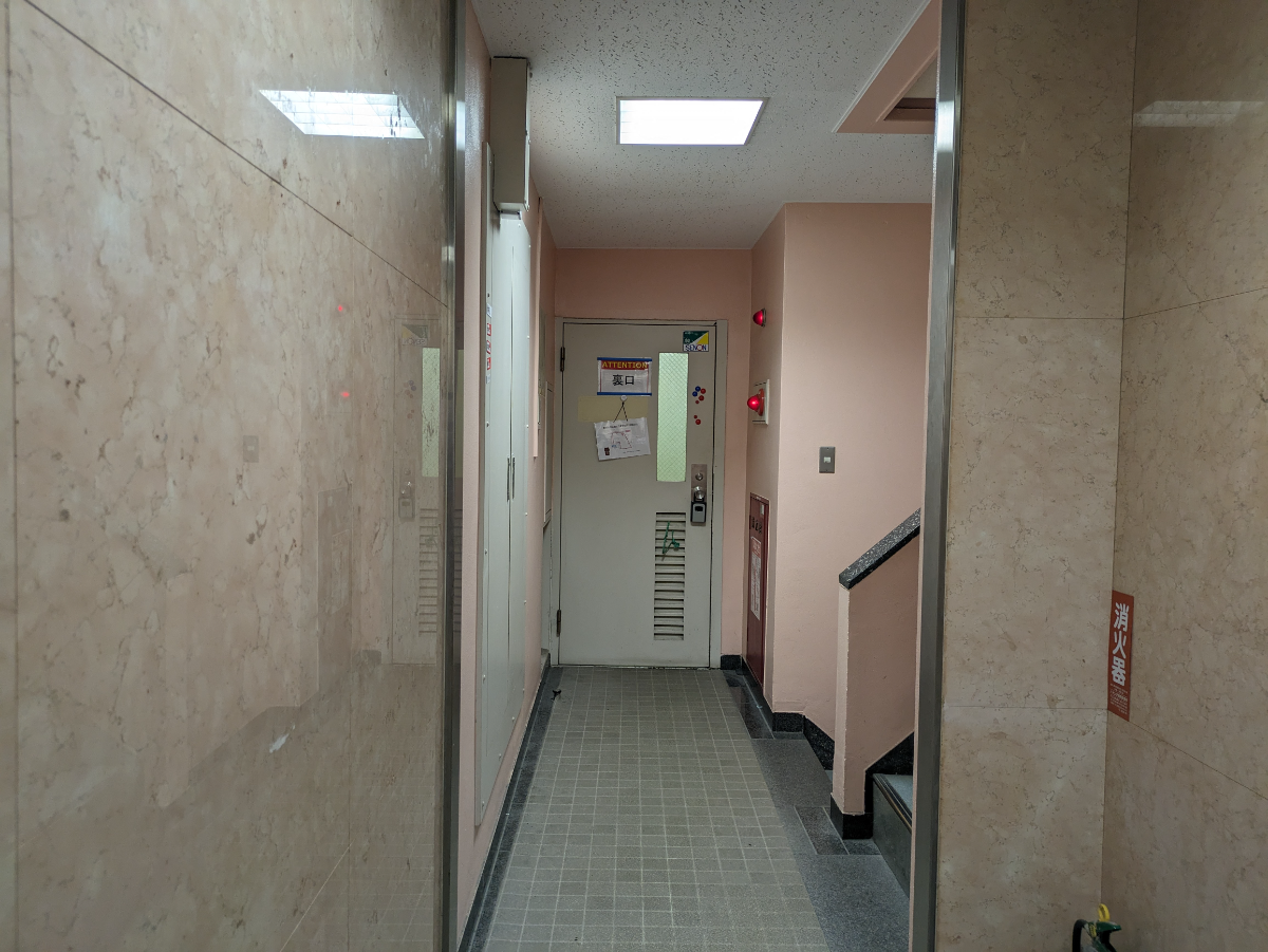 v20250929150708/fresh/building/J00100385626_11