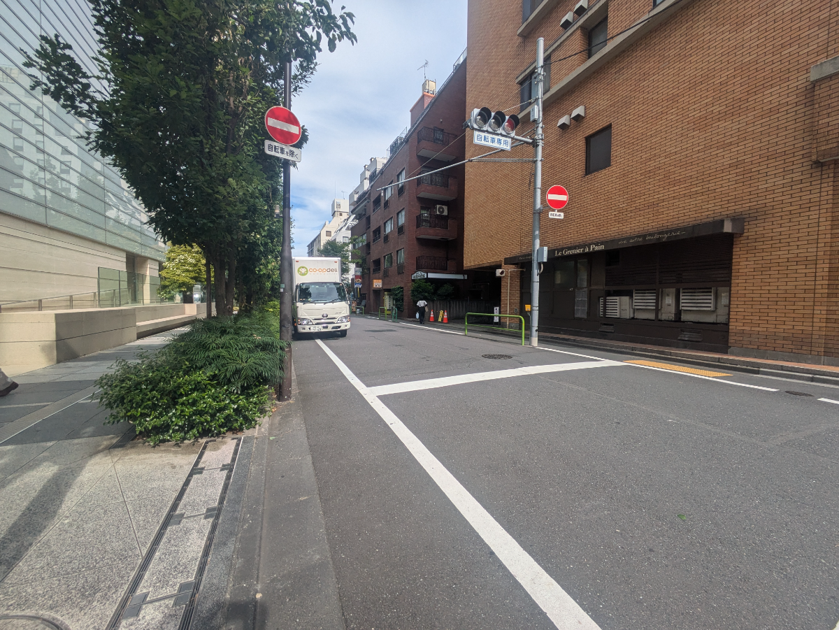 v20250929150708/fresh/building/J00100389767_15
