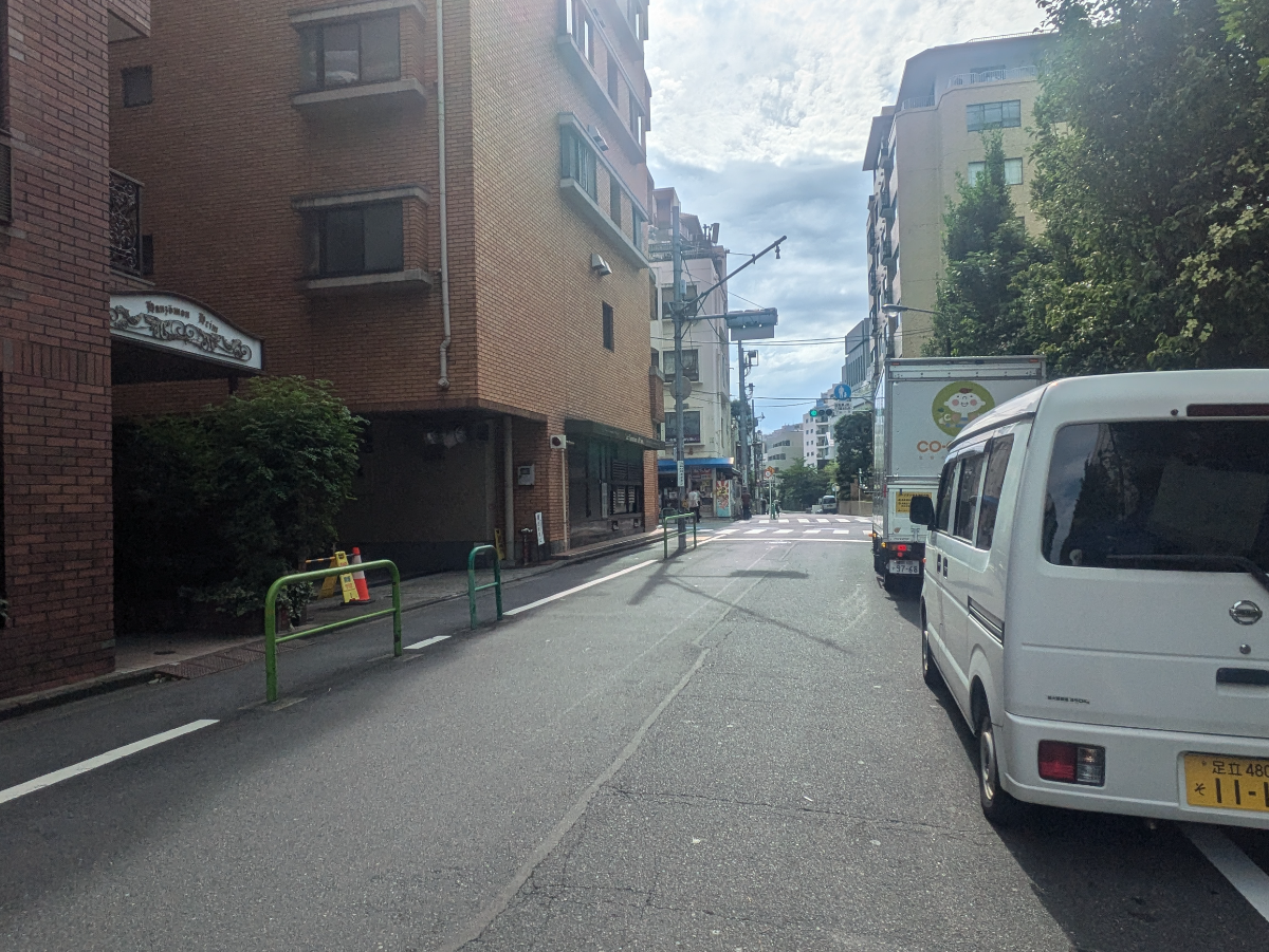 v20250929150708/fresh/building/J00100389767_16