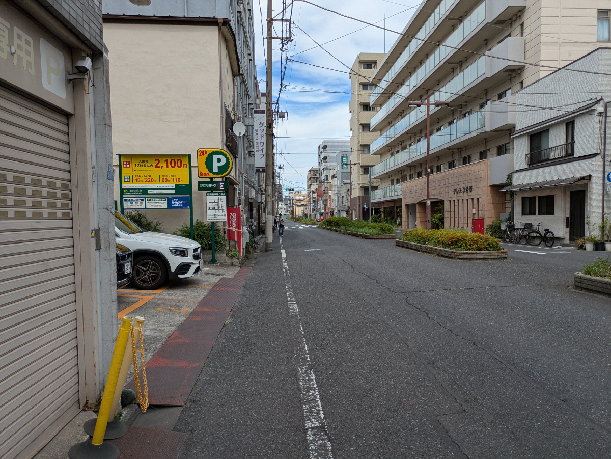 v20250929150708/fresh/building/J00100403505_15