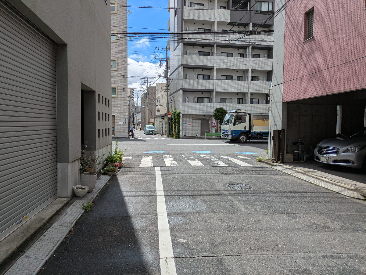 v20250929150708/fresh/building/J00100405372_2
