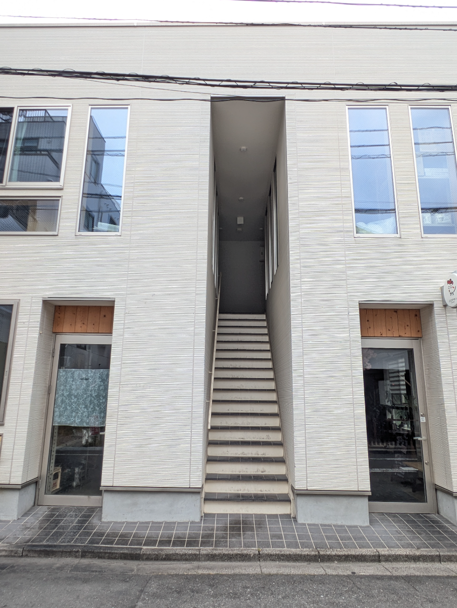 v20250929150708/fresh/building/J00100477119_3