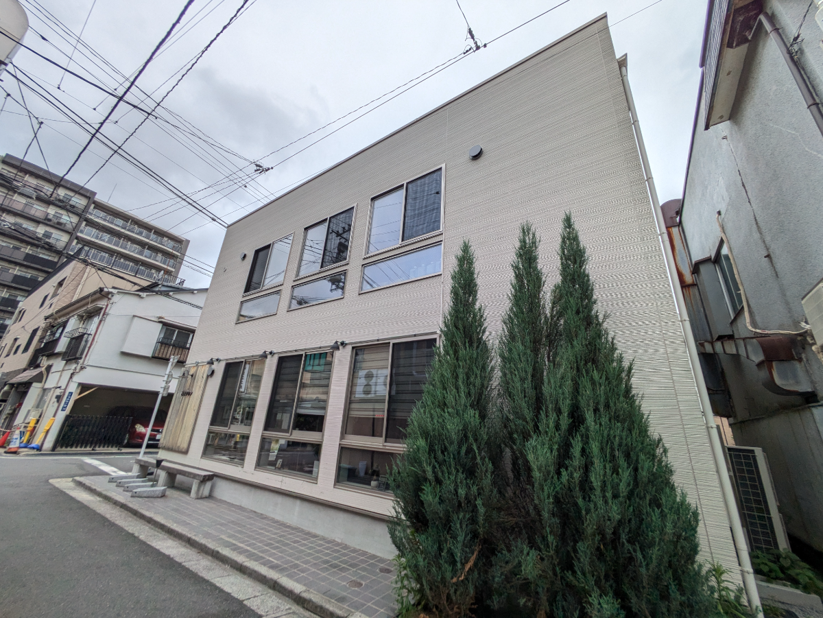 v20250929150708/fresh/building/J00100477119_9