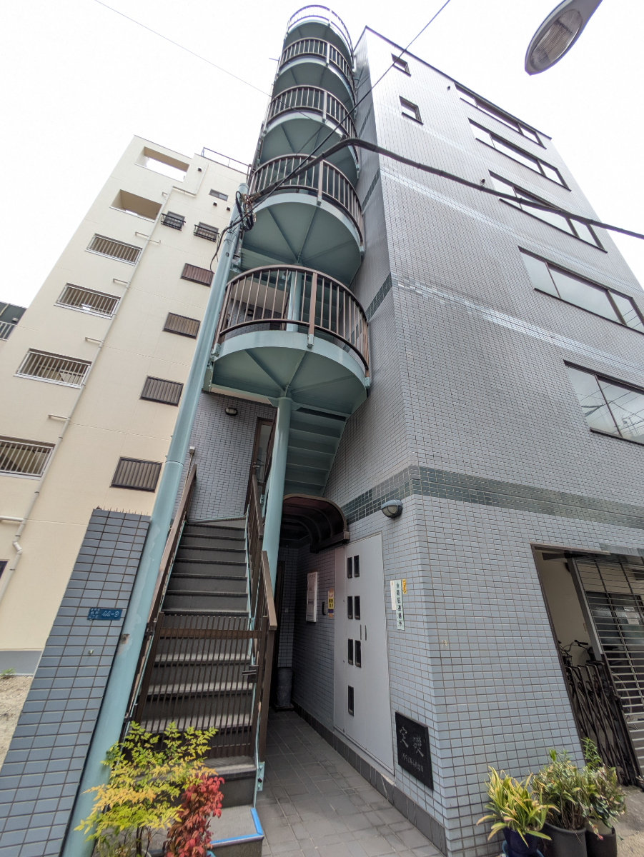 v20250929150708/fresh/building/J00100495899_10