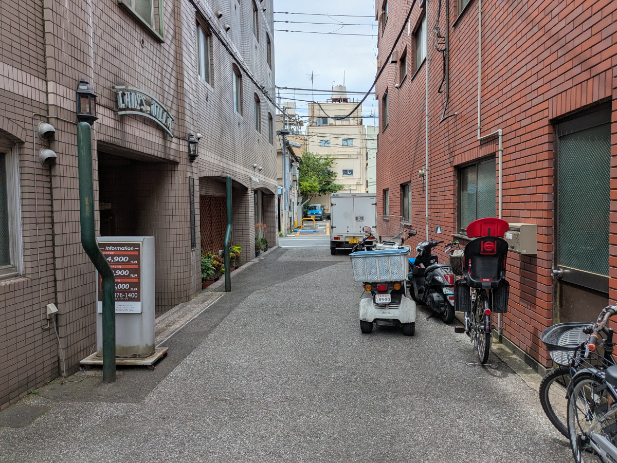v20250929150708/fresh/building/J00100631191_10