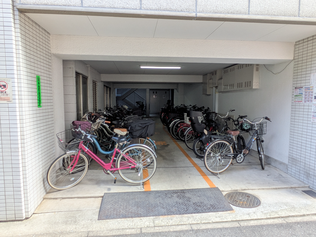 v20250930150908/fresh/building/J00100372631_16
