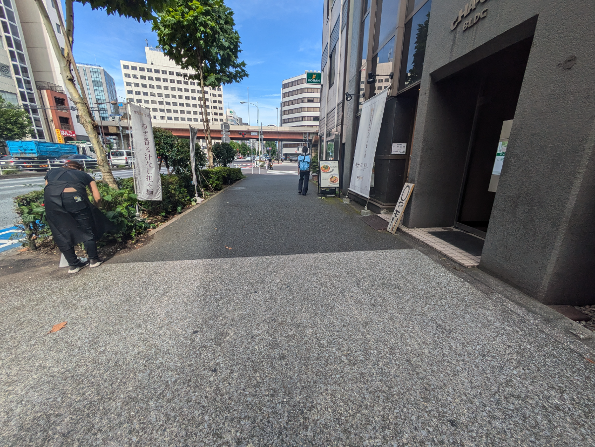 v20250930150908/fresh/building/J00100377608_11