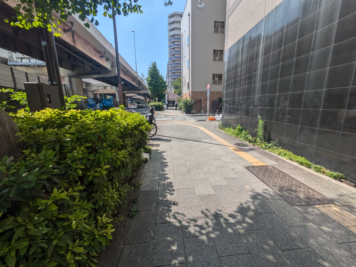 v20250930150908/fresh/building/J00100413682_2
