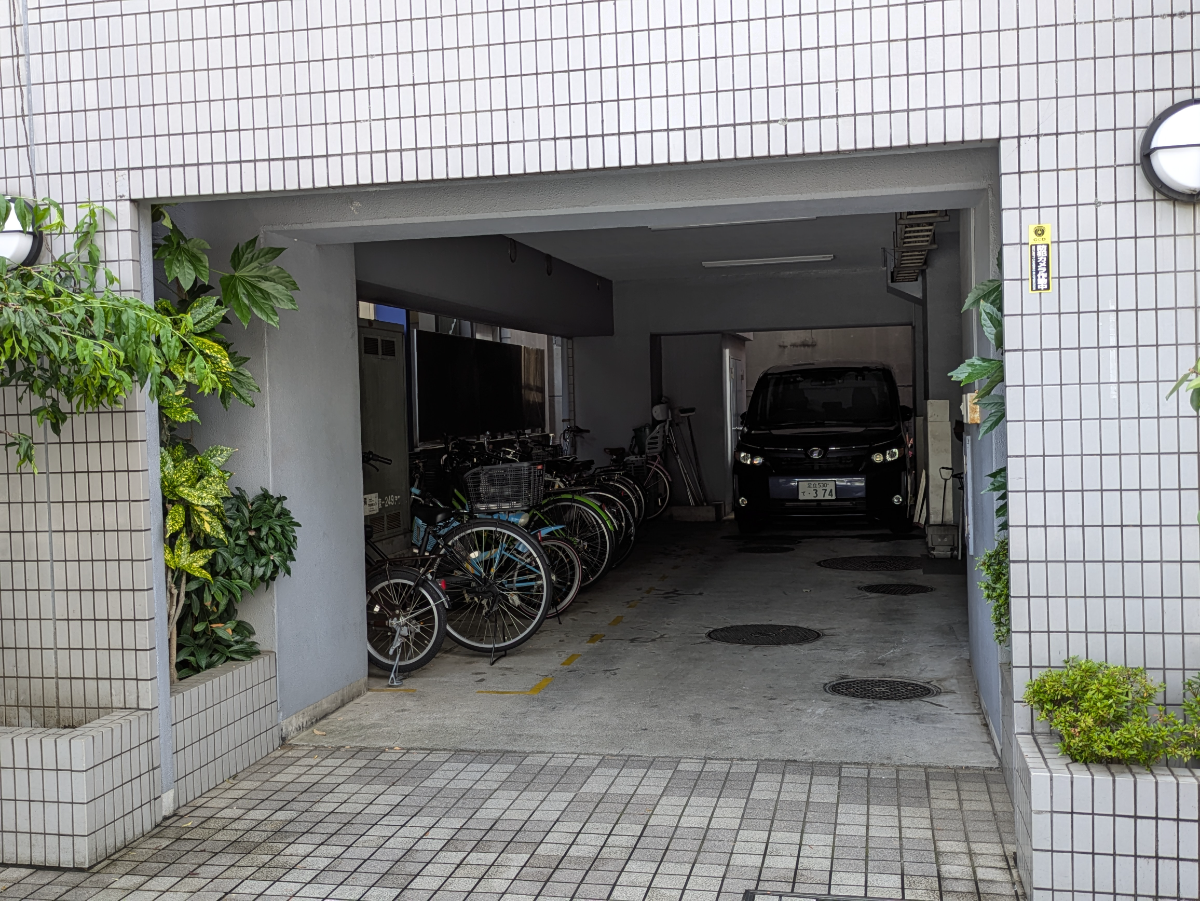 v20250930150908/fresh/building/J00100417985_11