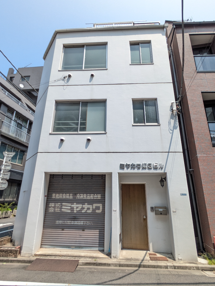 v20250930150908/fresh/building/J00100513570_9