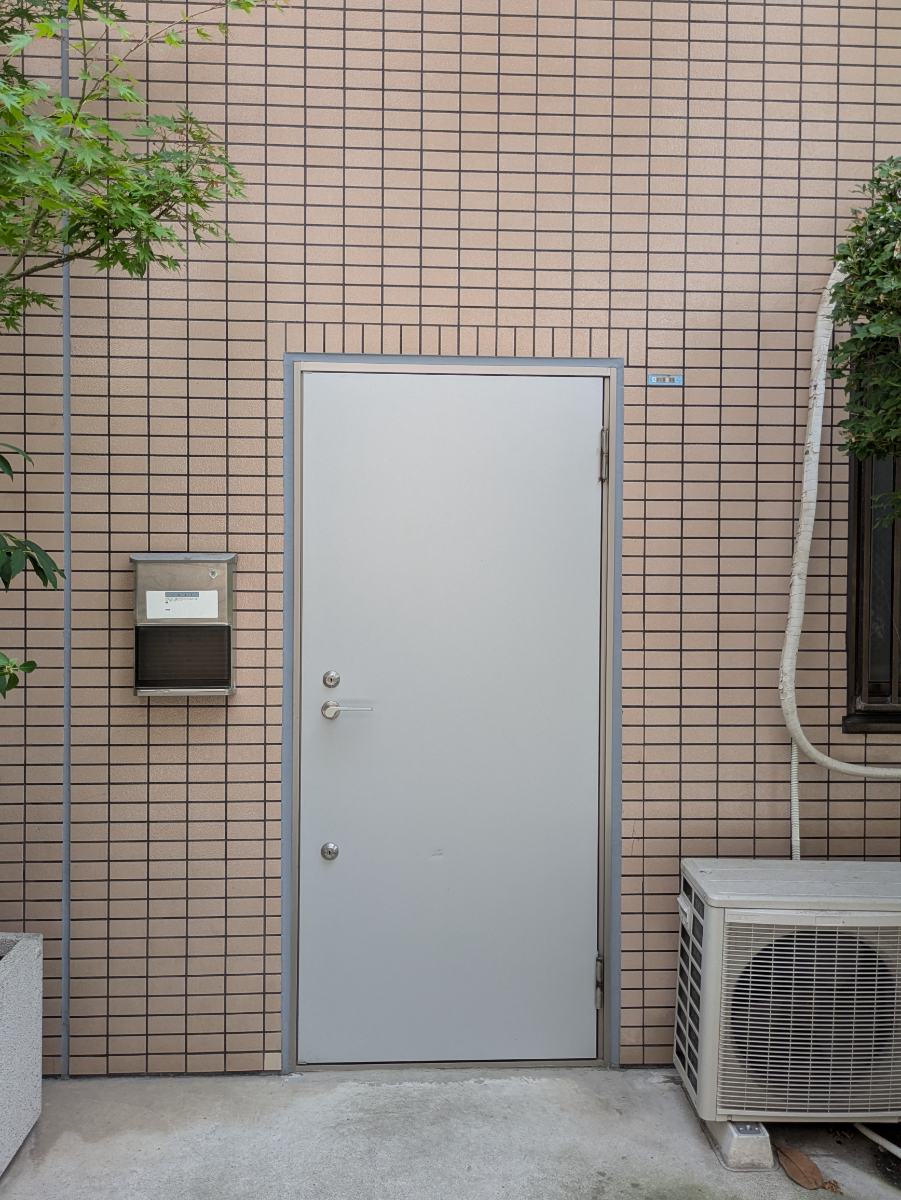 v20251001150706/fresh/building/J00100366151_12