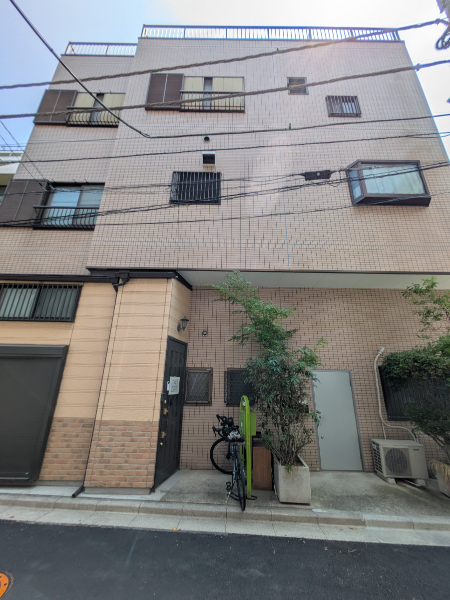 v20251001150706/fresh/building/J00100366151_9