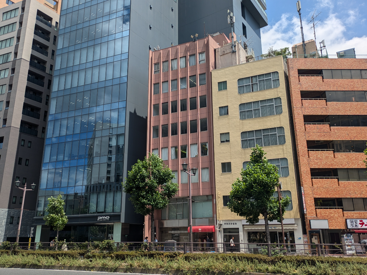 v20251001150706/fresh/building/J00100366368_7