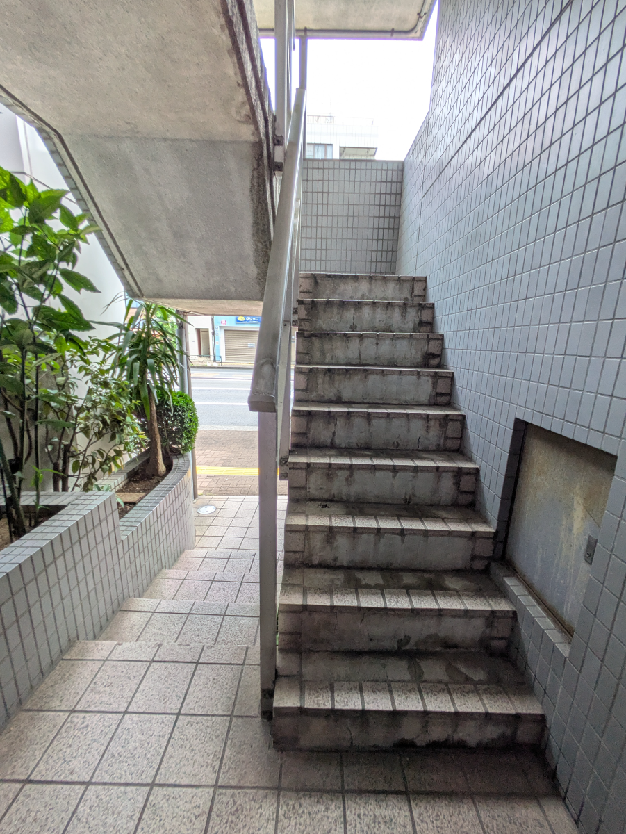 v20251001150706/fresh/building/J00100366414_14