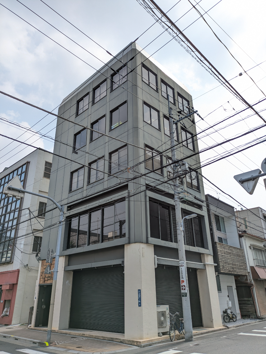 v20251001150706/fresh/building/J00100369306_1