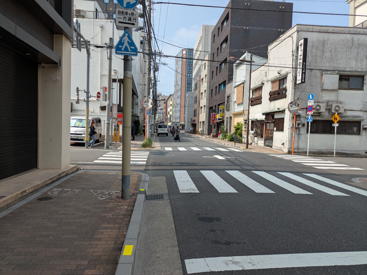 v20251001150706/fresh/building/J00100369306_2