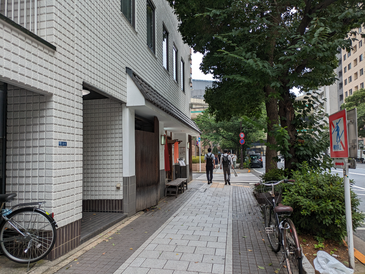 v20251001150706/fresh/building/J00100374019_2