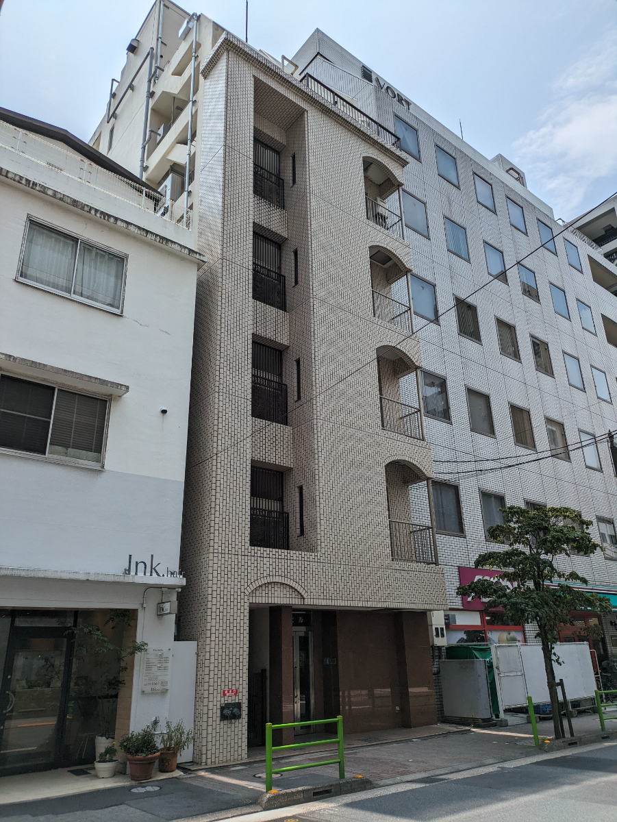 v20251001150706/fresh/building/J00100375581_5