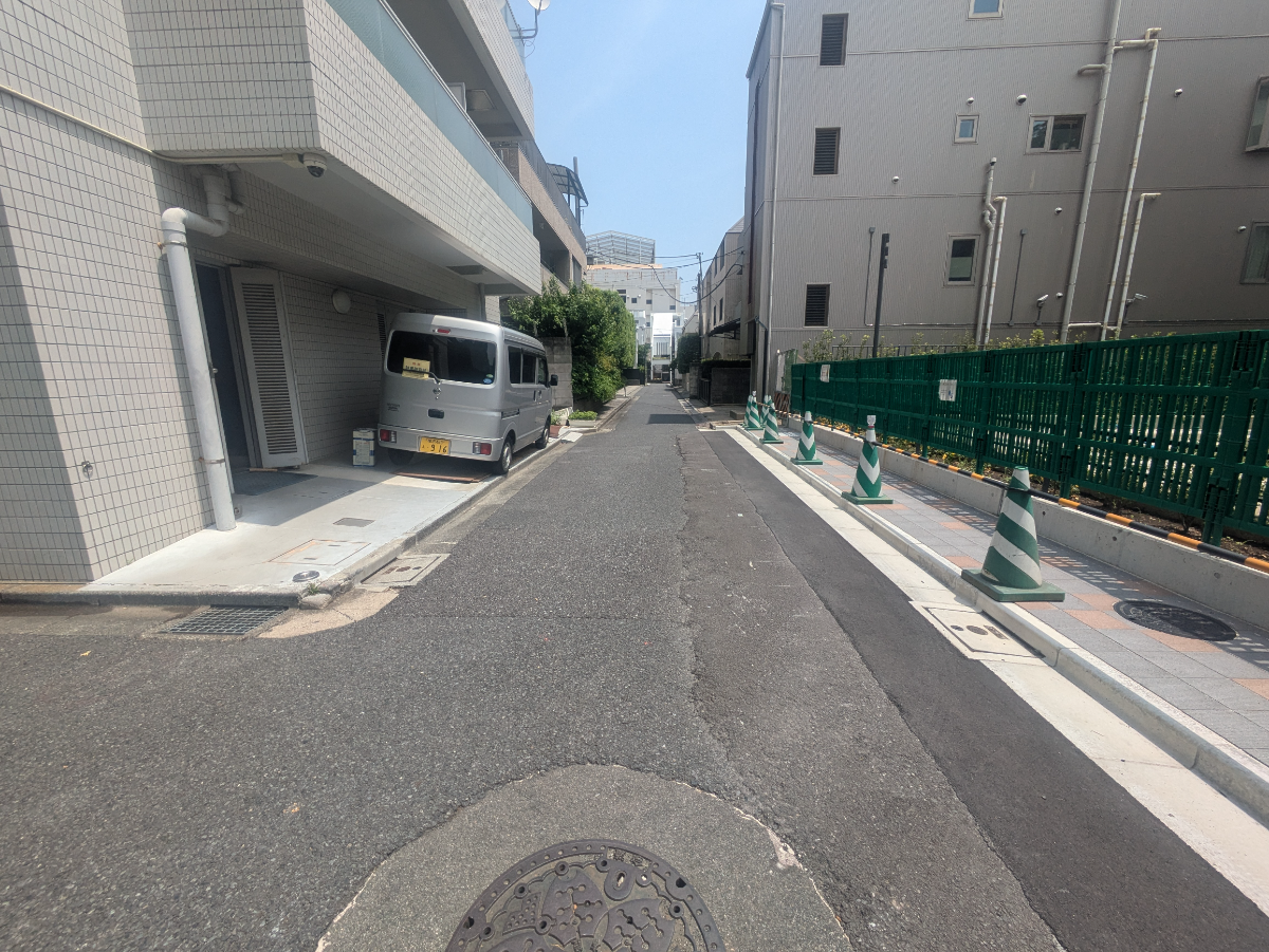 v20251001150706/fresh/building/J00100375928_14