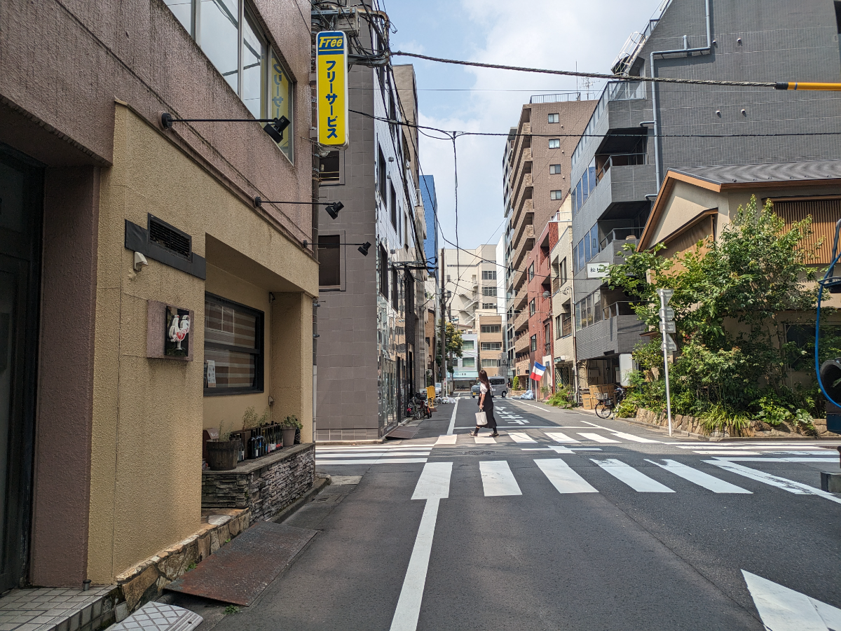 v20251001150706/fresh/building/J00100376840_14