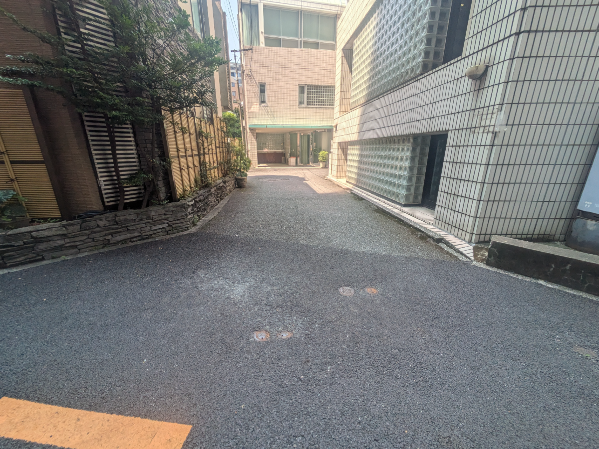 v20251001150706/fresh/building/J00100377645_10