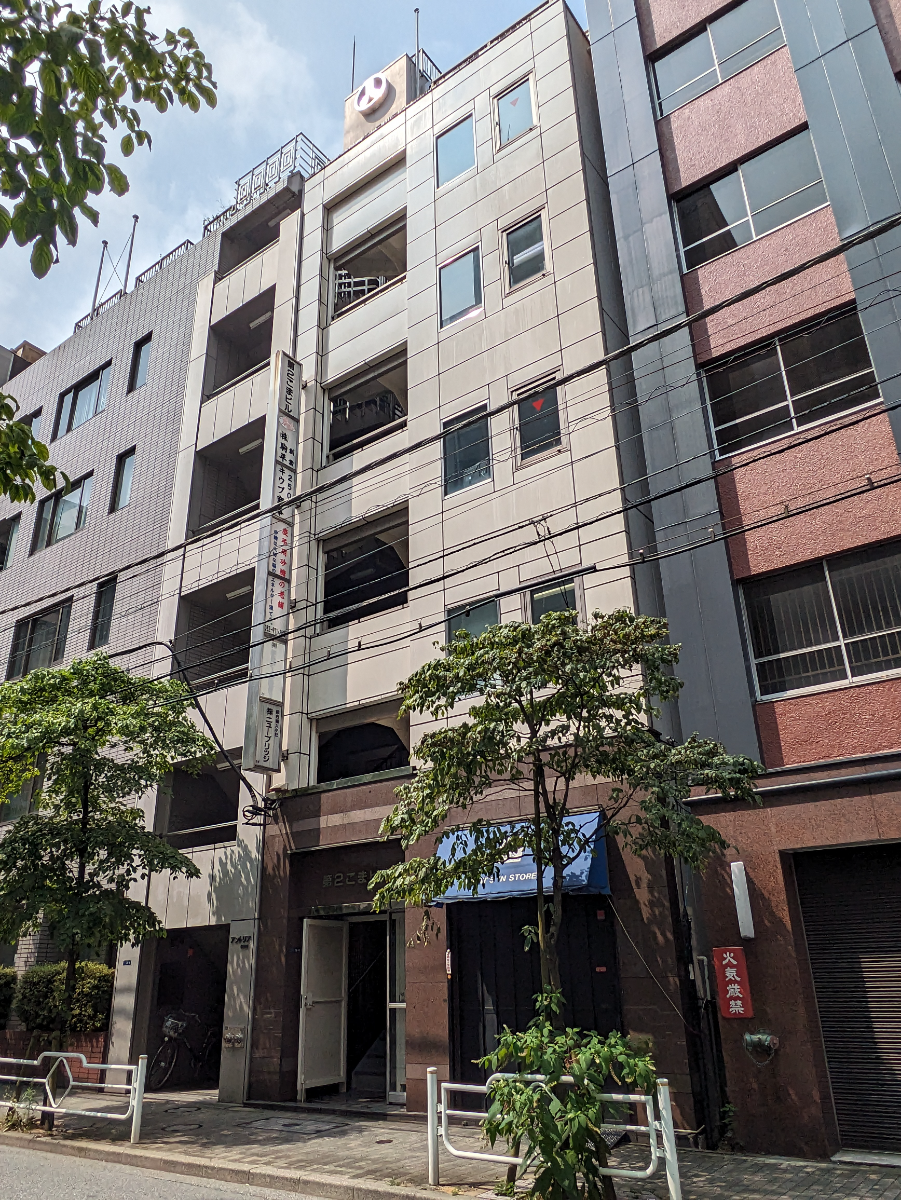 v20251001150706/fresh/building/J00100377927_5