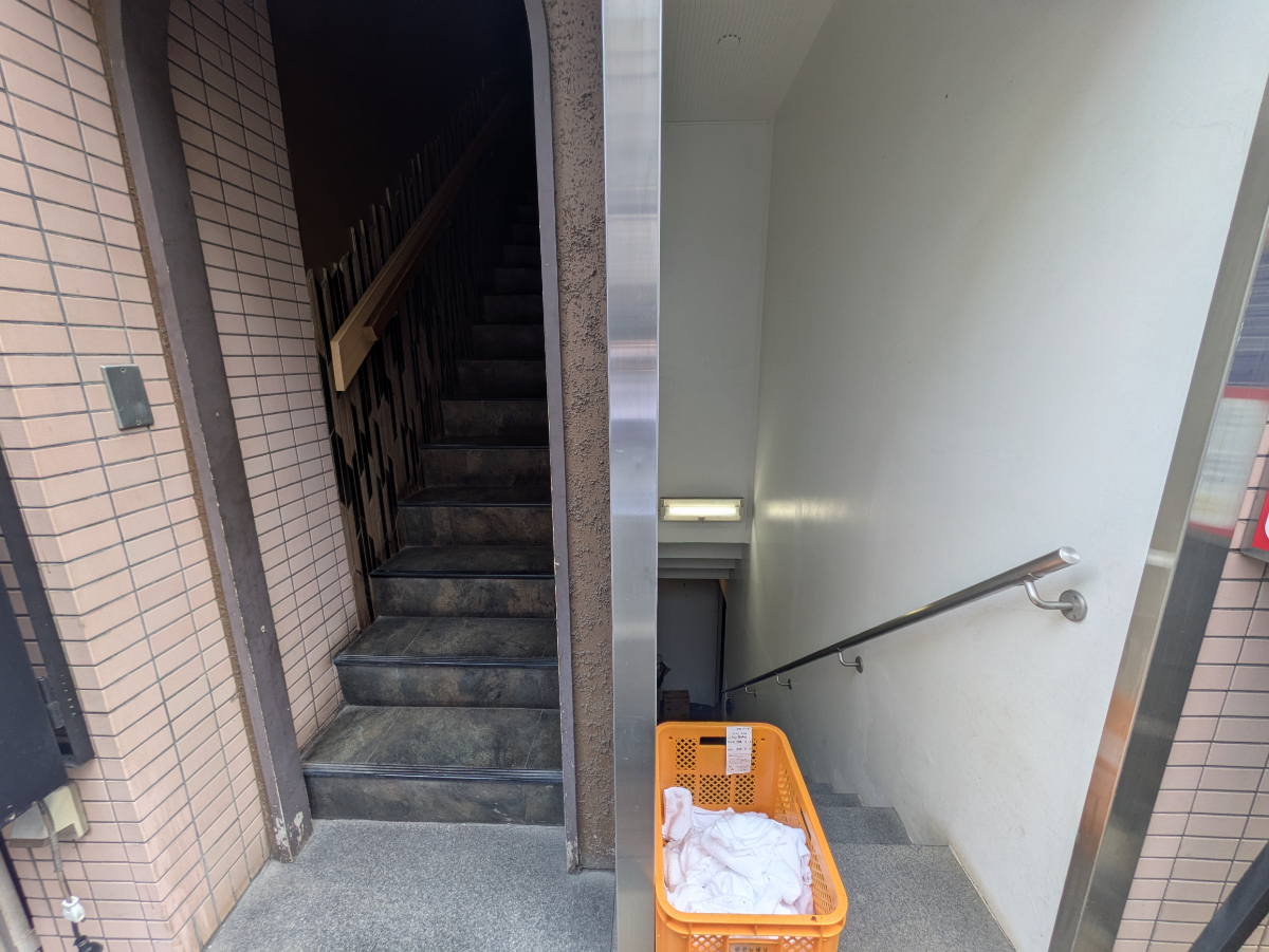 v20251001150706/fresh/building/J00100378168_11
