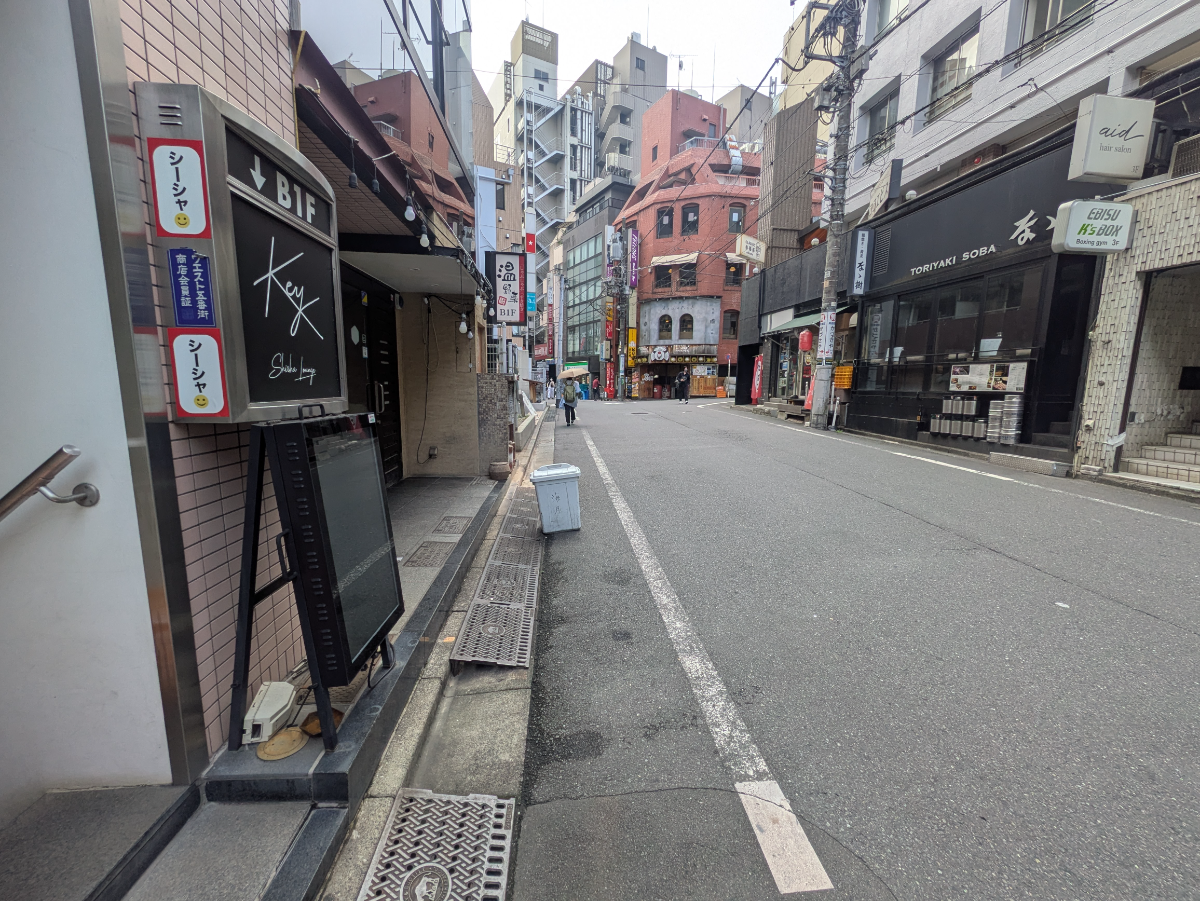 v20251001150706/fresh/building/J00100378168_13