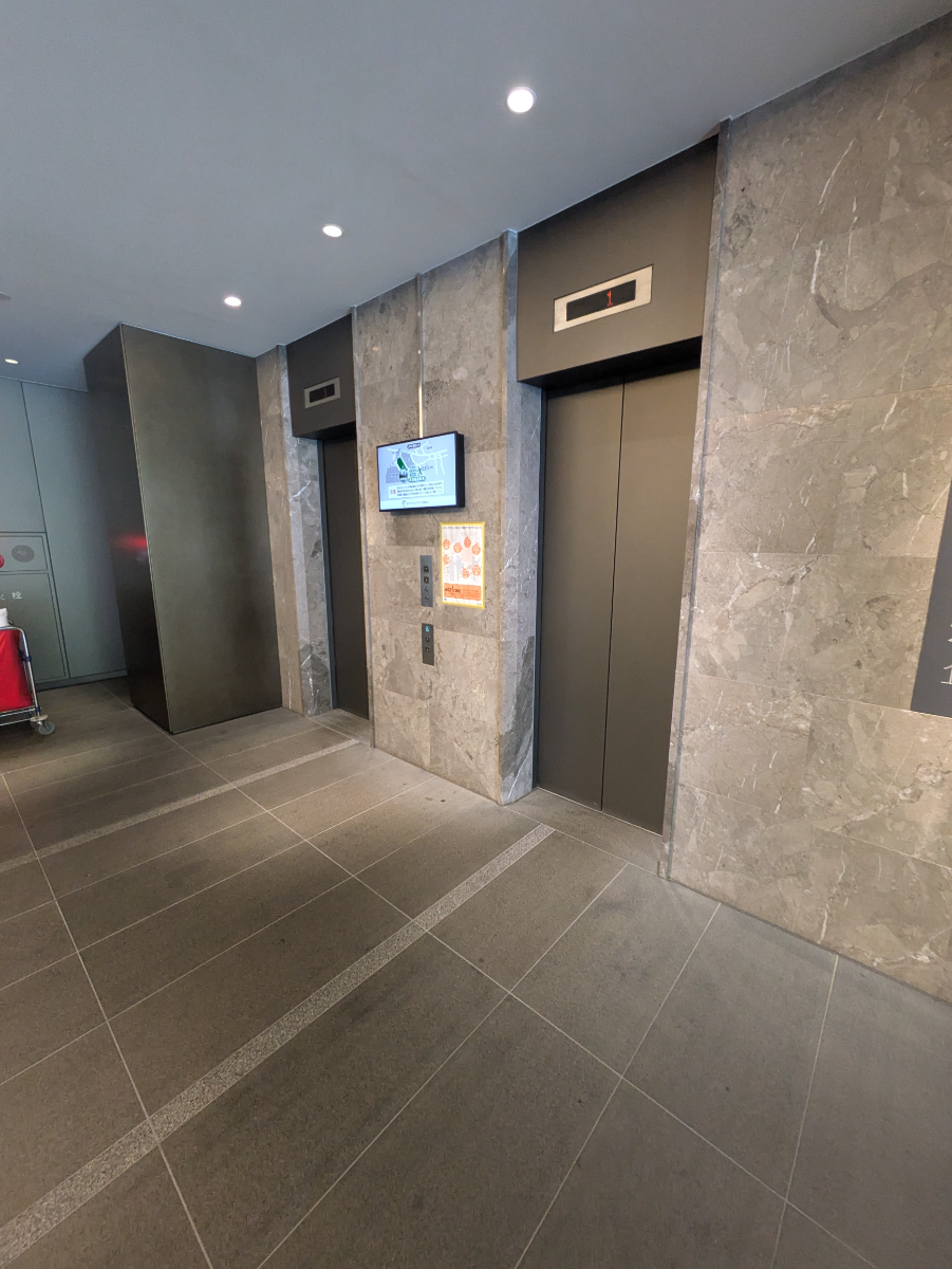 v20251001150706/fresh/building/J00100378575_4