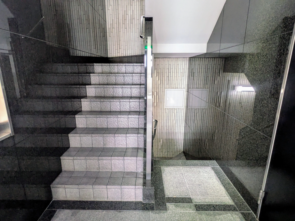 v20251001150706/fresh/building/J00100378634_4