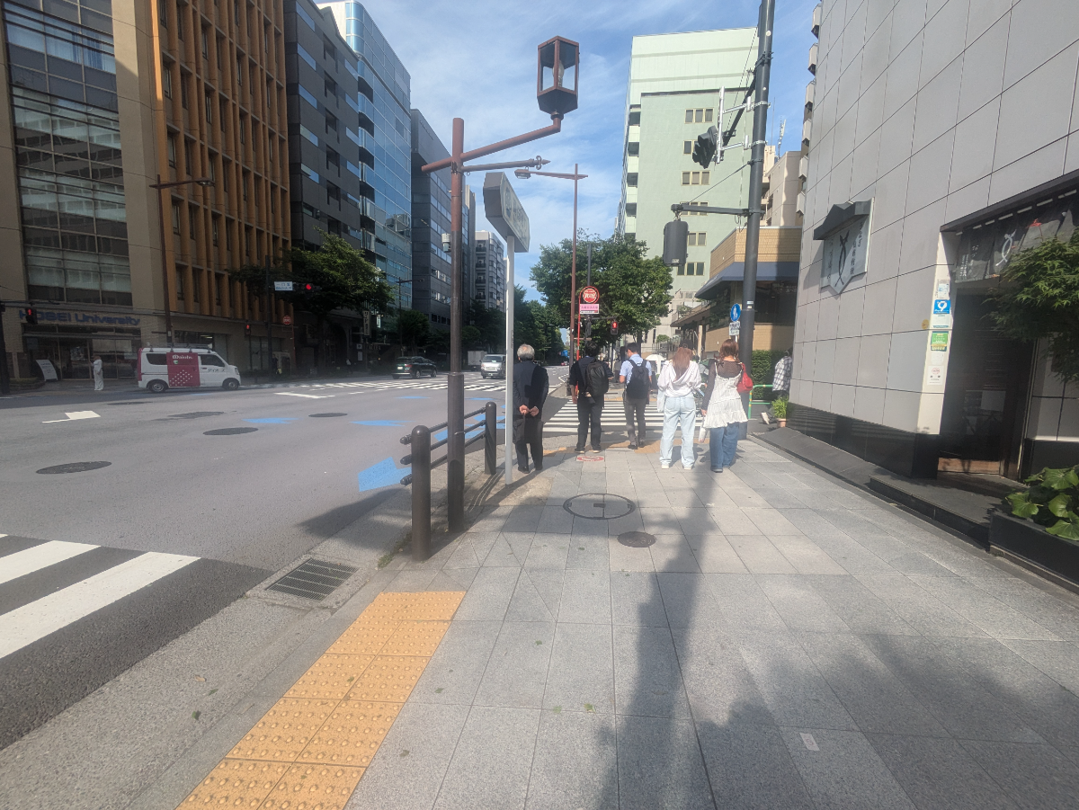 v20251001150706/fresh/building/J00100378710_2