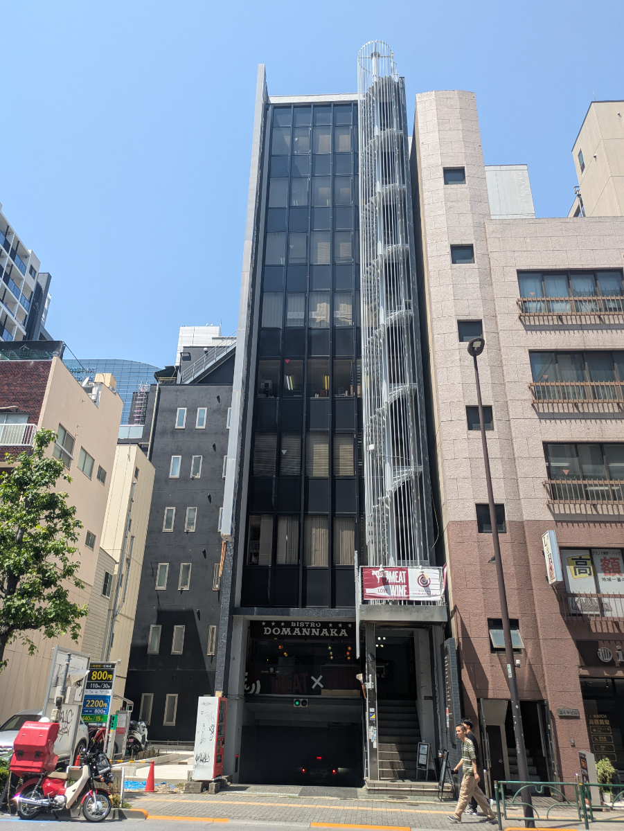 v20251001150706/fresh/building/J00100379324_8