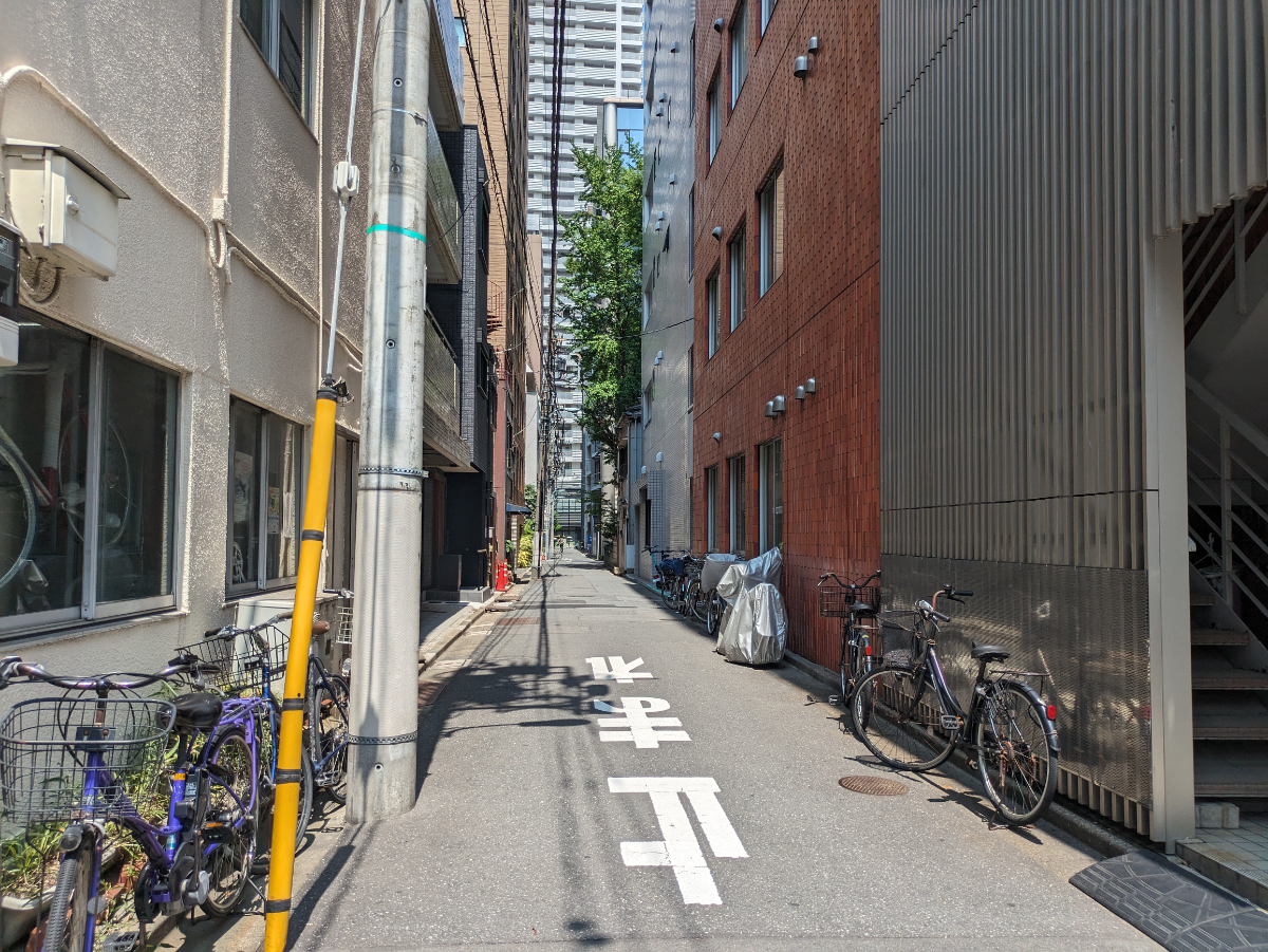 v20251001150706/fresh/building/J00100383329_15