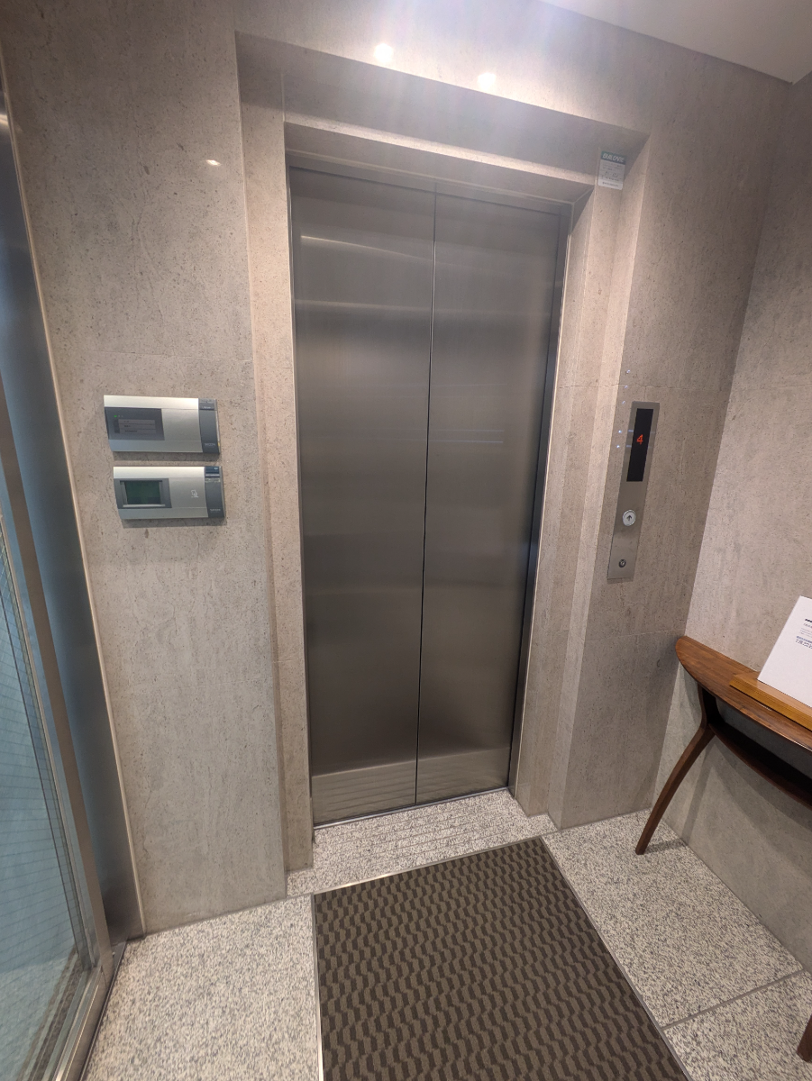 v20251001150706/fresh/building/J00100383890_4