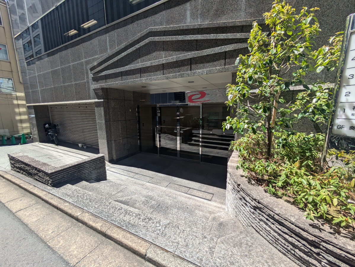 v20251001150706/fresh/building/J00100383952_3