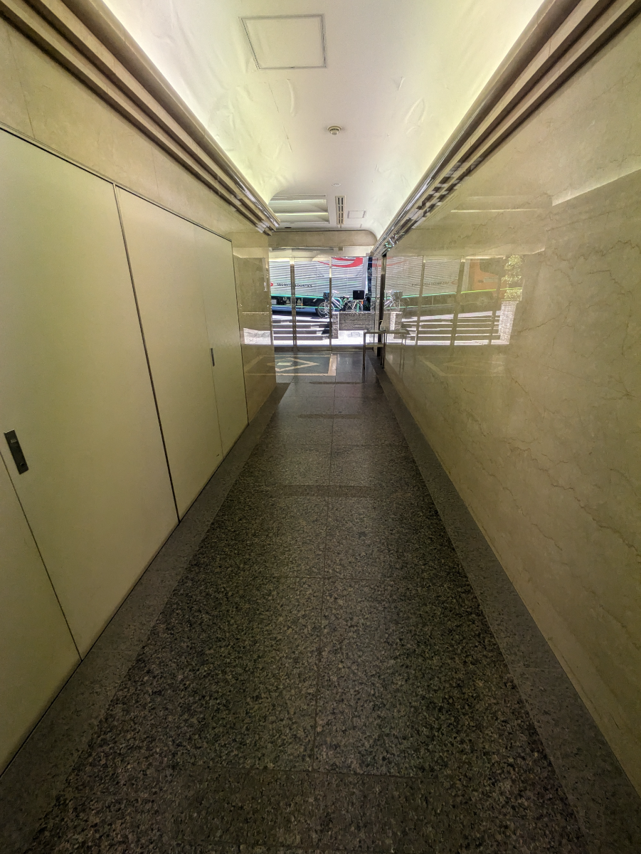 v20251001150706/fresh/building/J00100383952_8