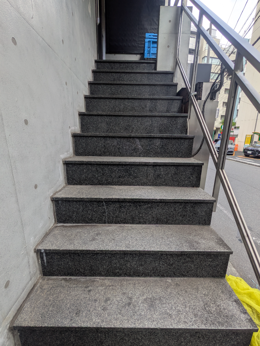 v20251001150706/fresh/building/J00100387827_4