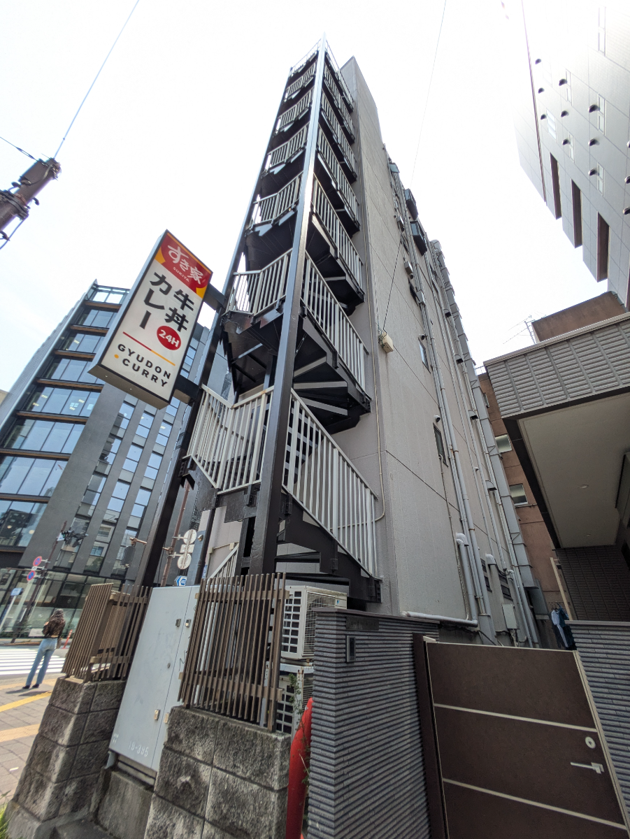 v20251001150706/fresh/building/J00100389689_11