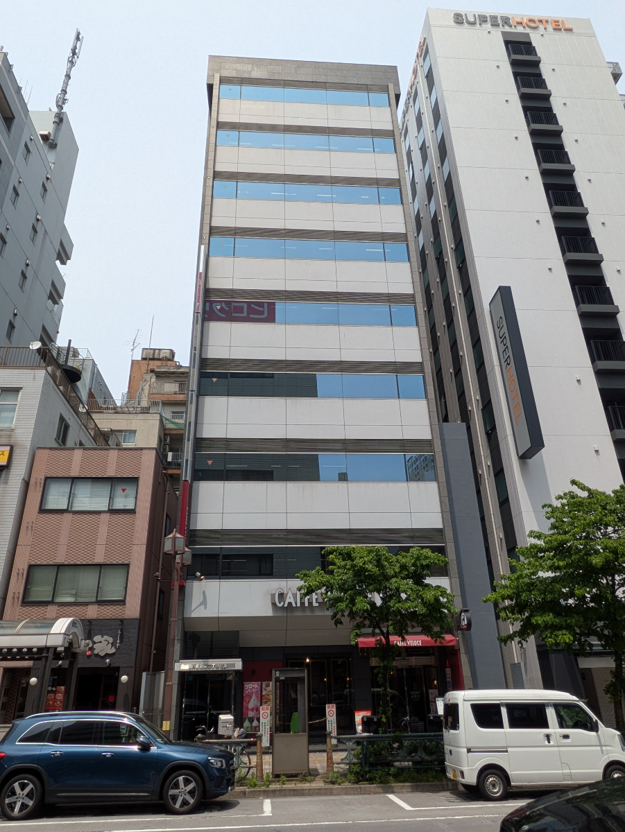 v20251001150706/fresh/building/J00100390366_8
