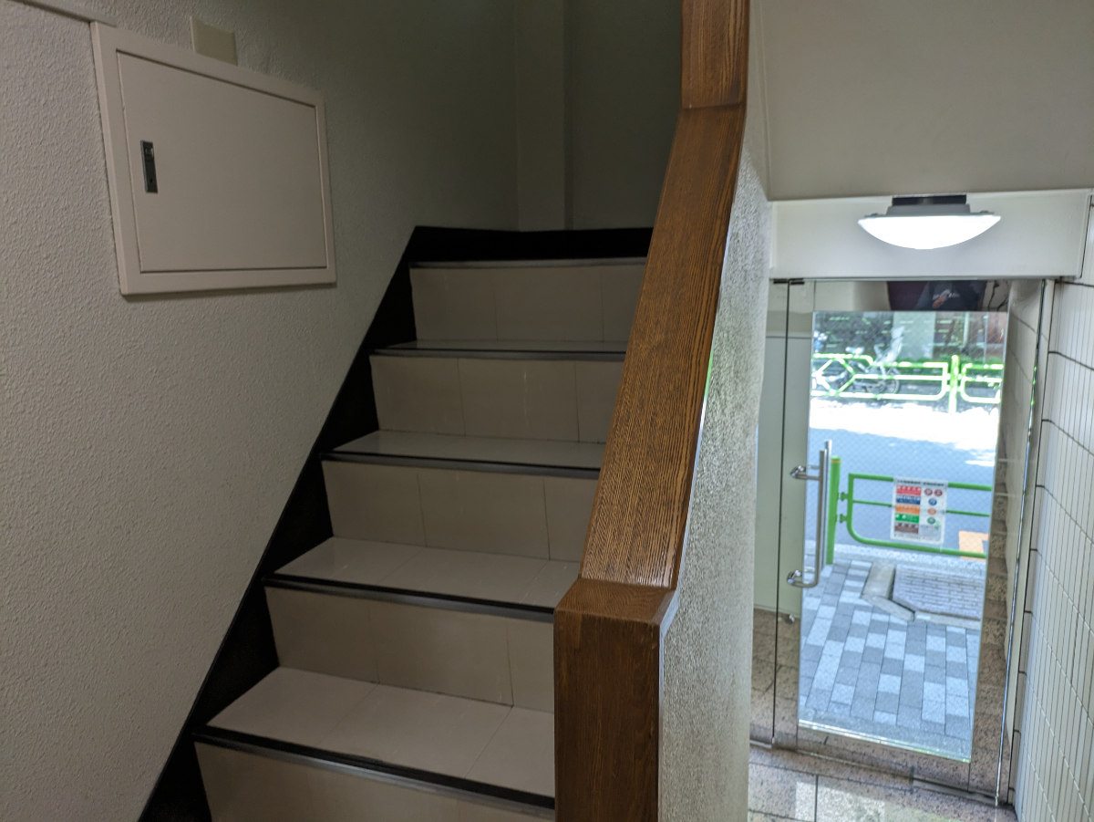 v20251001150706/fresh/building/J00100390577_15