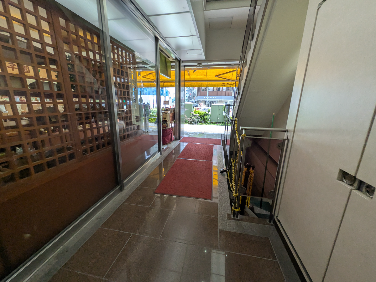 v20251001150706/fresh/building/J00100390799_12